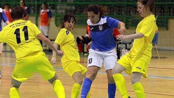 Momento de un partido de fútbol sala del Unami.