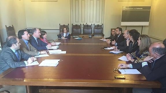 Reunión de la Mesa del Comercio.