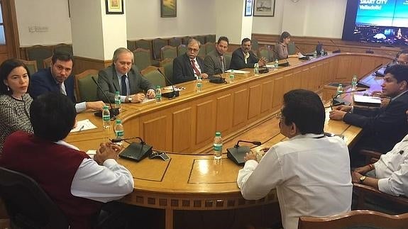 Presentación del modelo de ciudad inteligente en Nueva Delhi.