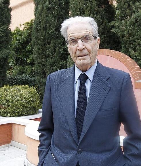 Antonio Garrigues Walker, en un momento de la entrevista.