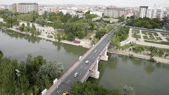 Puente de Poniente. 