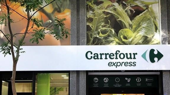 Fachada de un supermercado Carrefour Express. / EL NORTE 