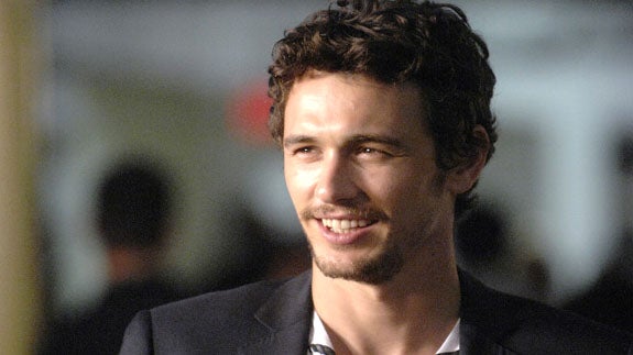James Franco confiesa ser «un poco gay»