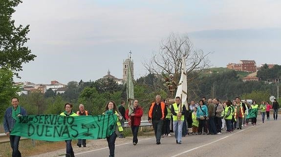 La crecida del río Carrión impide que San Isidro llegue en barca a su pradera