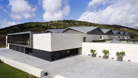 Bodega Cepa 21 de Bodegas Emilio Moro en Castrillo de Duero, Valladolid