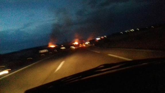 Incendio originado en terreno de cultivo del término de Dueñas. 