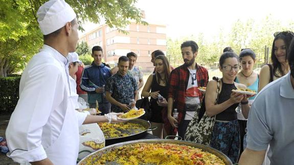 Paella Popular en las fiestas del Barrio de Covaresa
