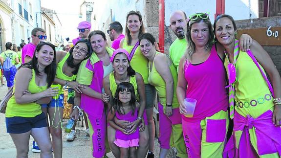 Familias enteras se congregaron para disfrutar de este acto, que abre los festejos del fin de semana.