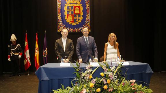 Asier Aparicio, Alfonso Polanco y Carmen Fernández Caballero. 