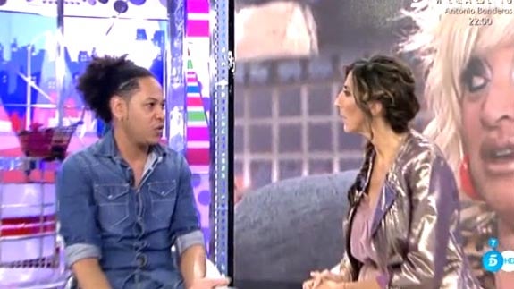 El exmarido de Aramís Fuster arremete contra la pitonisa
