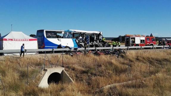El autobús accidentado en Soria. 