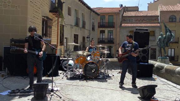 Concierto anterior de Electropelvis en San Martín. 