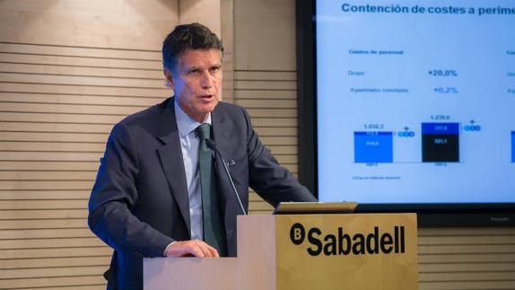  Jaime Guardiola, consejero delegado de Banco Sabadell, en la presentación de los resultados.  