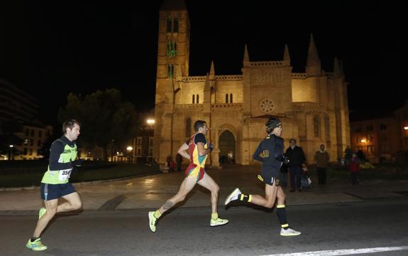 Pasada edición de la carrera Ríos de Luz que se celebra en noviembre en Valladolid.