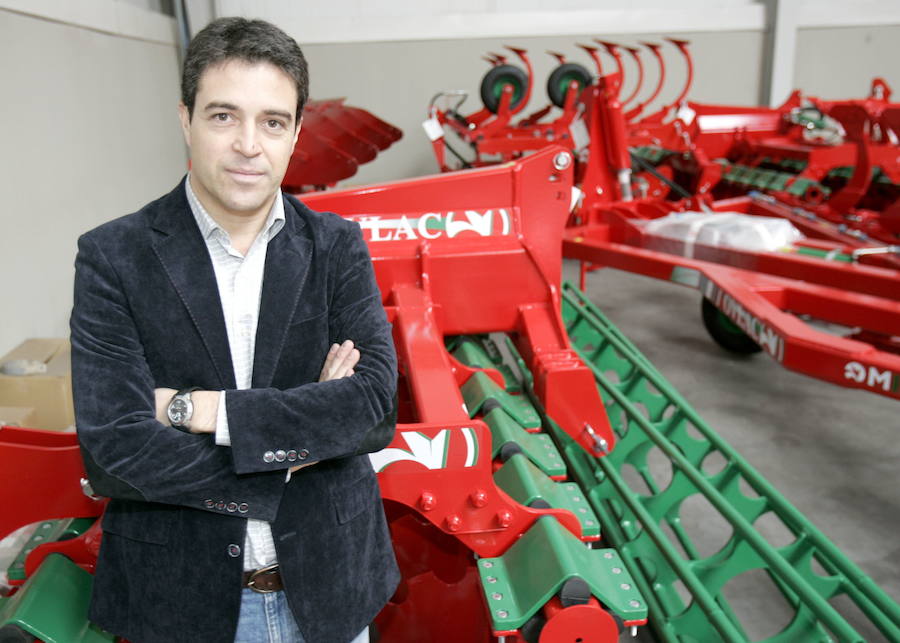 Jorge Calvo en la empresa familiar Ovlac. 