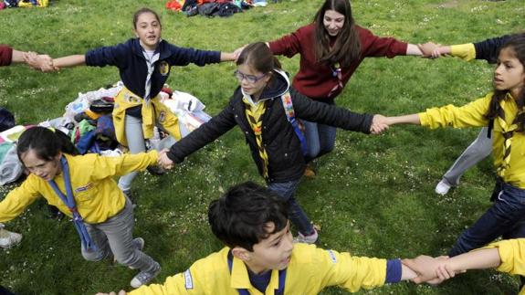Reunion de Scouts en el Parque de Canterac.