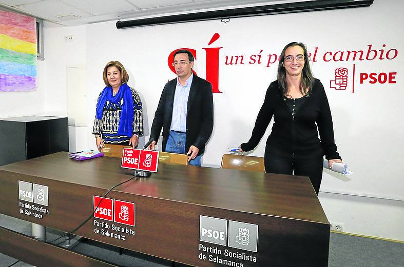 Rosa López, Fernando Pablos e Ines Sánchez. 