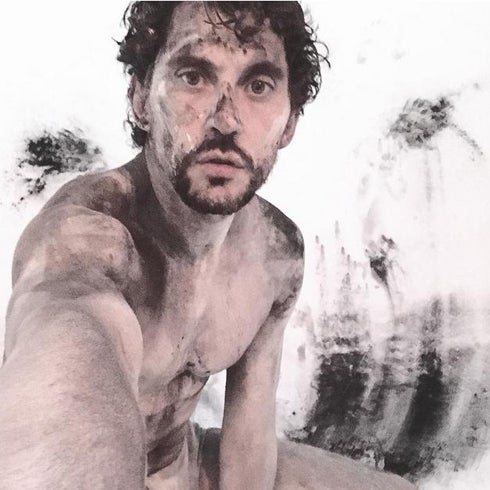 Paco León se desnuda para una sesión artística y lo publica en Instagram