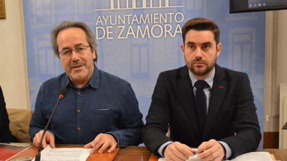 El alcalde de Zamora, Francisco Guarido, y el concejal Antidio Fagúndez. A. P.