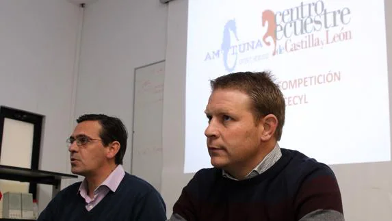 Jorge Conde y Víctor Sastre, durante la presentación. Antonio de Torre