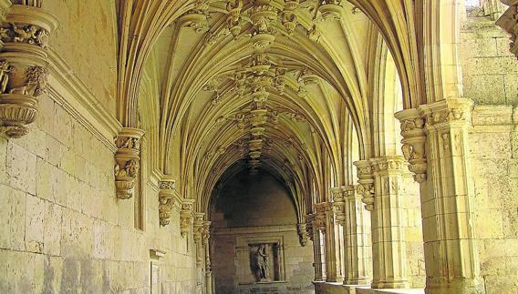 Claustro de San Zoilo en Carrión de los Condes.