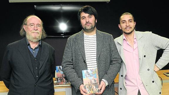 Joaquín Díaz, Javier Campelo (editor) y Jorge González.