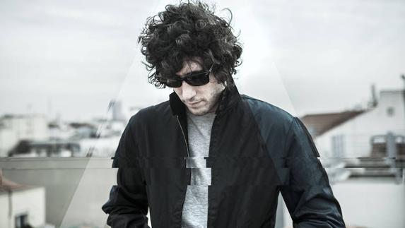El cantante Amatria. 