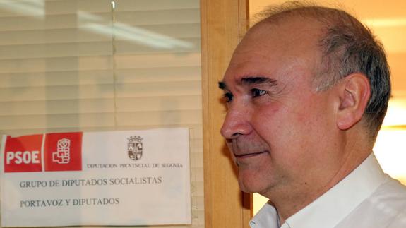 Jesús Yubero, este martes, en su despacho del grupo socialista de la Diputación de Segovia. 