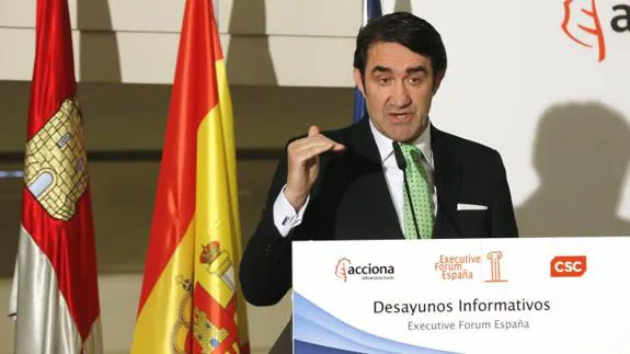 Óscar Puente, Suárez-Quiñones durante su alocución. R