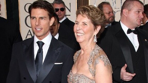 Tom Cruise junto a su madre Mary Lee South. 
