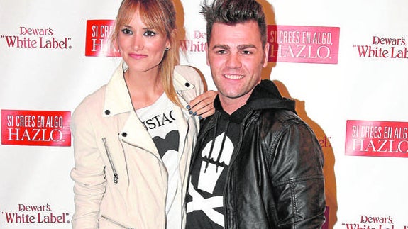 Fonsi Nieto con su ex Alba Carrillo en una foto de archivo. 