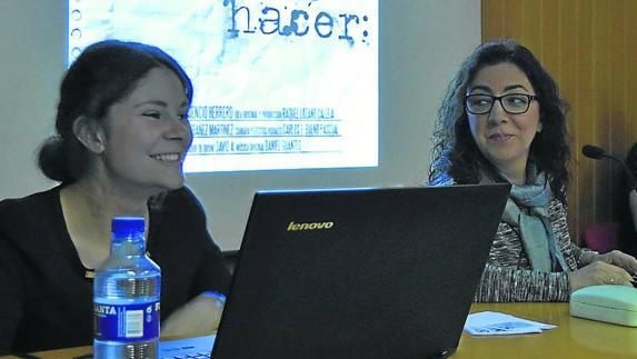 Alicia Presencio y Raquel Lozano durante la presentación. 