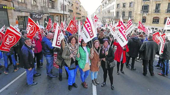 Los sindicatos UGT y CCOO retomaron el pasado 22 de febrero sus movilizaciones contra la precariedad laboral con una manifestación en la Gran Vía.