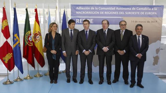 Ana Abrunhosa, Javier Fernández, Alberto Núñez Feijóo, Juan Vicente Herrera, Frenando Freire y Miguel Ángel Revilla.