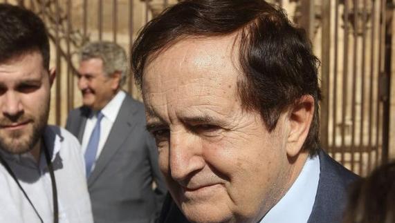 Juan José Lucas.