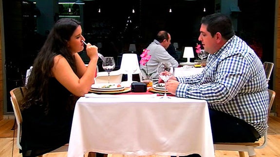 Dos concursantes de 'First Dates' ven en David Bustamante y Paula Echevarría a la pareja ideal