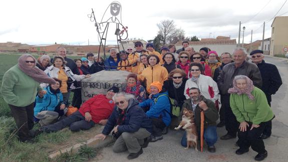 Participantes en la 12 Marcha Por los Caminos de la Mística.