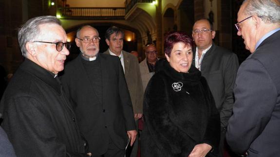 El deán de la Catedral pregona la primera Semana Santa de Segovia con interés nacional