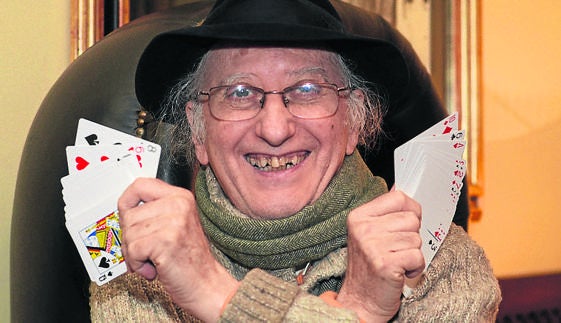 El mago Juan Tamariz. 