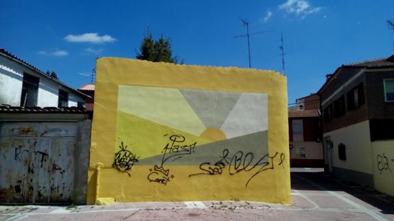 Pintadas en murales y fachadas de Tudela de Duero. 