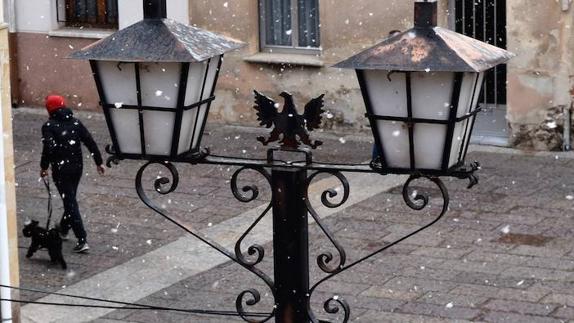 Copos de nieve, esta mañana en Aguilar de Campoo. 