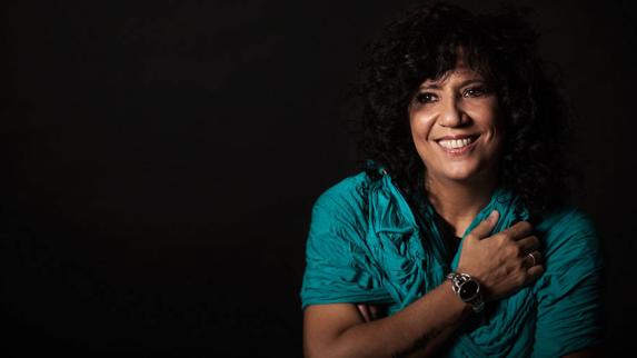 Rosana Arbelo actúa en el Teatro Carrión. 