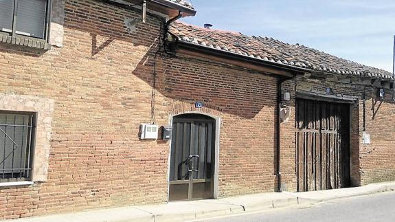 Vivienda de Villaluenga de la Vega en la se encontraron los cuerpos de los dos rumanos. 