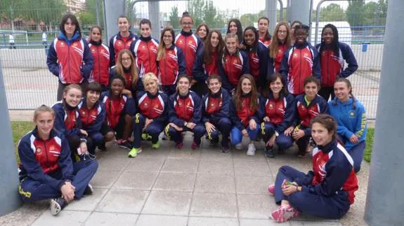 Equipo femenino del CAV. 