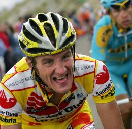 Gómez Marchante, durante una etapa de la pasada edición de la Vuelta a España. / EL NORTE