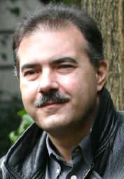 Muere el periodista Juan A. Cebrián
