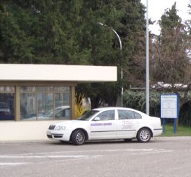 Entrada a las instalaciones de Smurfit en Arroyo. / E. R.