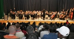 La Filarmónica actúa en la cárcel de Dueñas