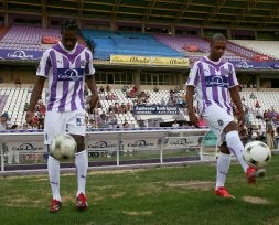 Manucho y Pelé, potencia y calidad