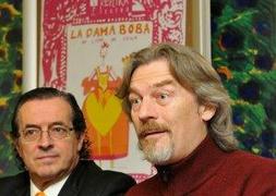 Jaroslaw Bielski, a la derecha, junto al diputado de Cultura, José Carlos Monsalve. ::                             JAVIER SEGOVIA